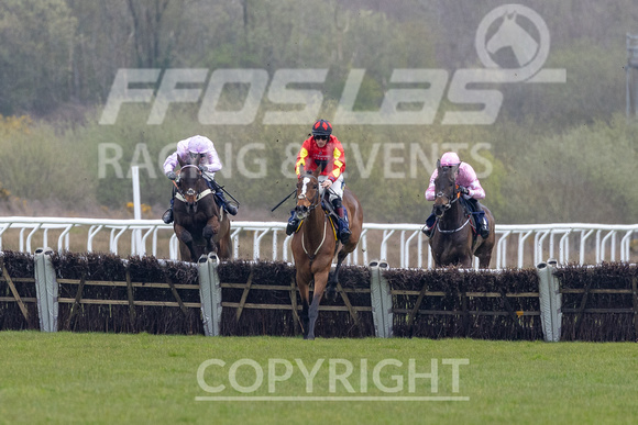 Ffos Las - Easter Sunday - 9th April 23 - Race 1 -11