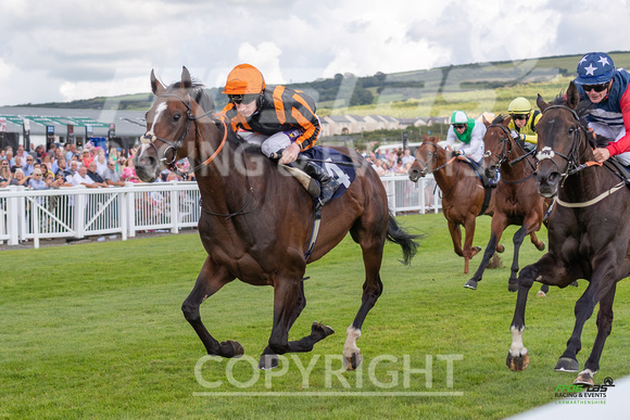 Ffos Las Ladies  Day - 26th Aug 2022 - Race 4-5