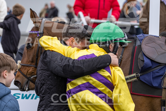 Ffos Las - Easter Sunday - 9th April 23 - Race 2-19