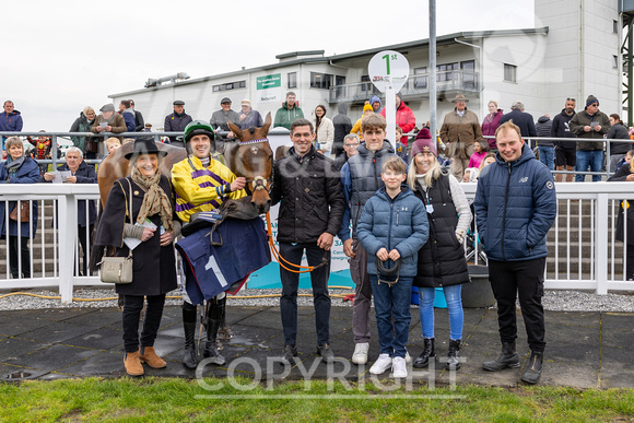 Ffos Las - Easter Sunday - 9th April 23 - Race 2-20