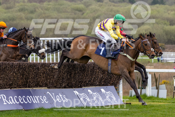 Ffos Las - Easter Sunday - 9th April 23 - Race 2-5