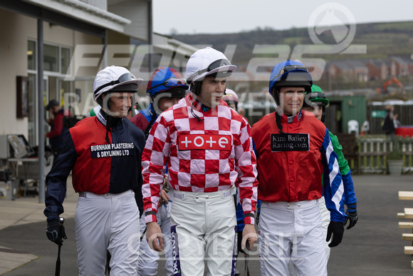 Ffos Las - Easter Sunday - 9th April 23 - Race 4-2