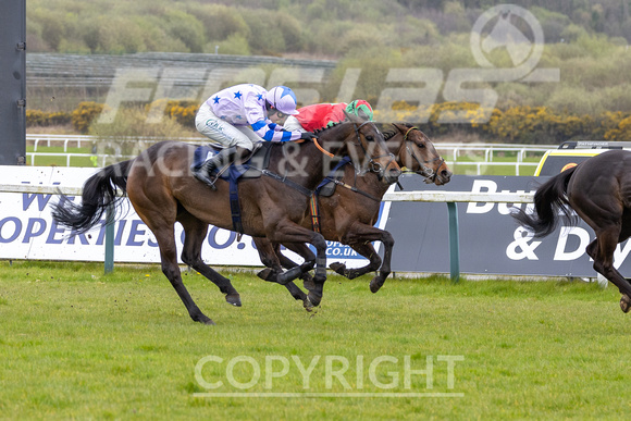 Ffos Las - Easter Sunday - 9th April 23 - Race 2-13