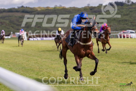 Ffos Las - 17th May 21 - Race 6  -  Large-8