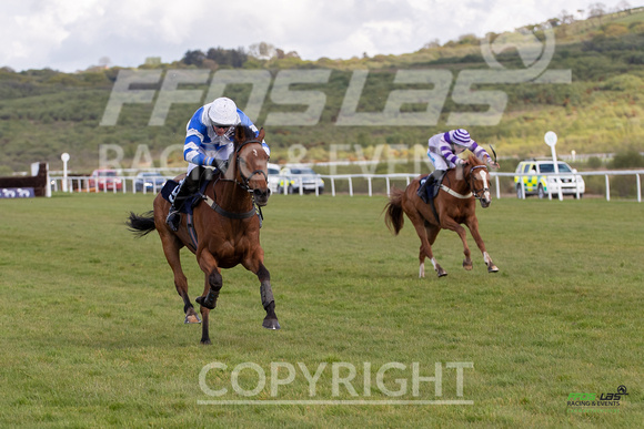 Ffos Las - 17th May 21 - Race 7  -  Large- (6)
