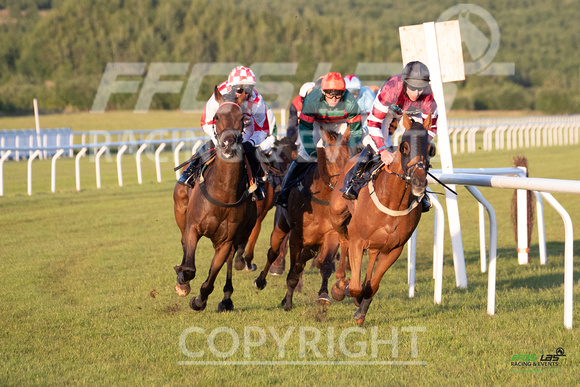 Ffos Las - 28th May 22 - Race 6 - large-1