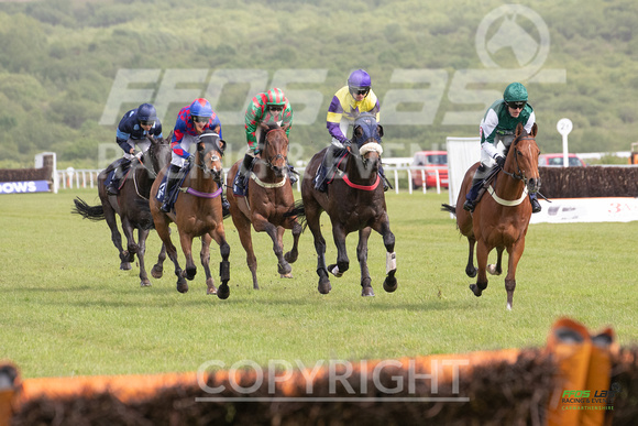 Ffos Las 16th  May 22 - Race 6 - large-1