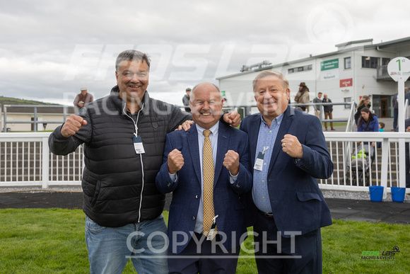 Ffos Las - 25th September 2022 - Race 7 -  Large-4