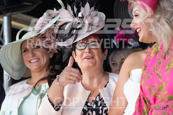 TH - Ladies Day Final Edits - General -  LARGE -54