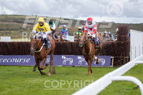 Ffos Las Raceday - 1st October 2020 - Race 2 - Large-2