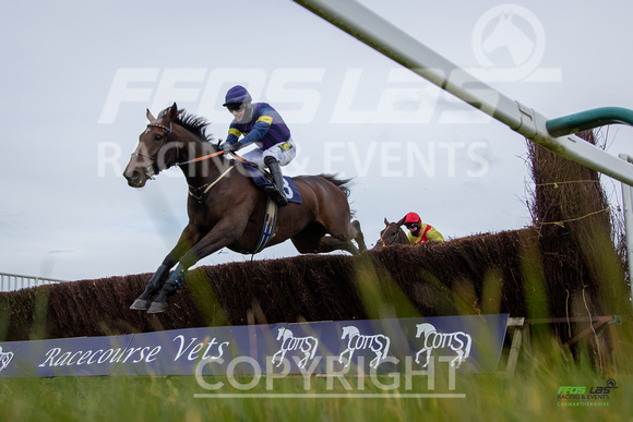 Ffos Las Raceday - 1st October 2020 - Race 4 - Large-21