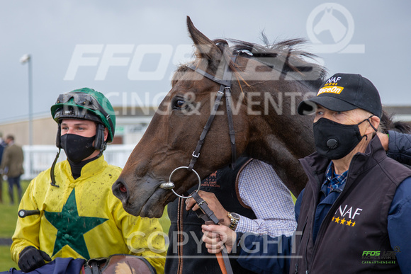 Ffos Las Raceday - 1st October 2020 - Race 5 - Large-22