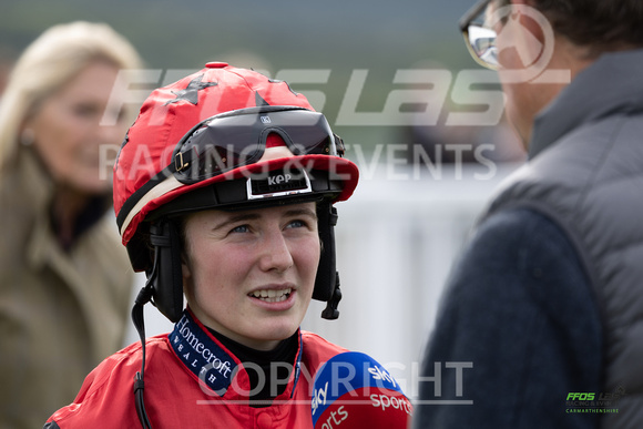 Ffos Las - 25th September 2022 - Race 2 -  Large-20