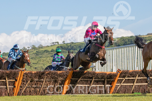 Ffos Las - 28th May 22 - Race 1 - Large -12