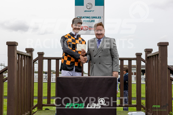 Ffos Las - 25th September 2022 - Race 1 -  Large -4
