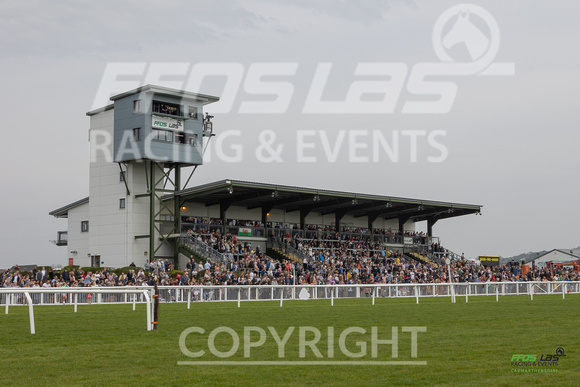 Ffos Las - Easter Funday - 17th April 22 - RACE 1 - Large-8