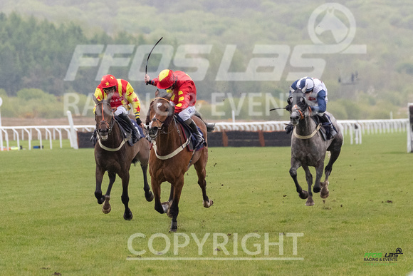 Ffos Las - Easter Funday - 17th April 22 - RACE 6 - Large-10