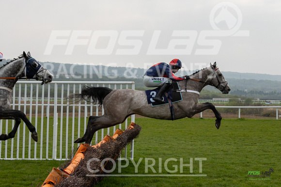 Ffos Las - Easter Funday - 17th April 22 - RACE 4 - Large-5